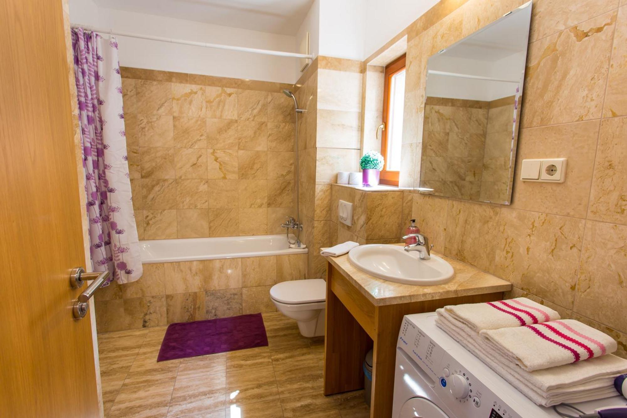 Colours Deluxe With Free Parking * Budapeste